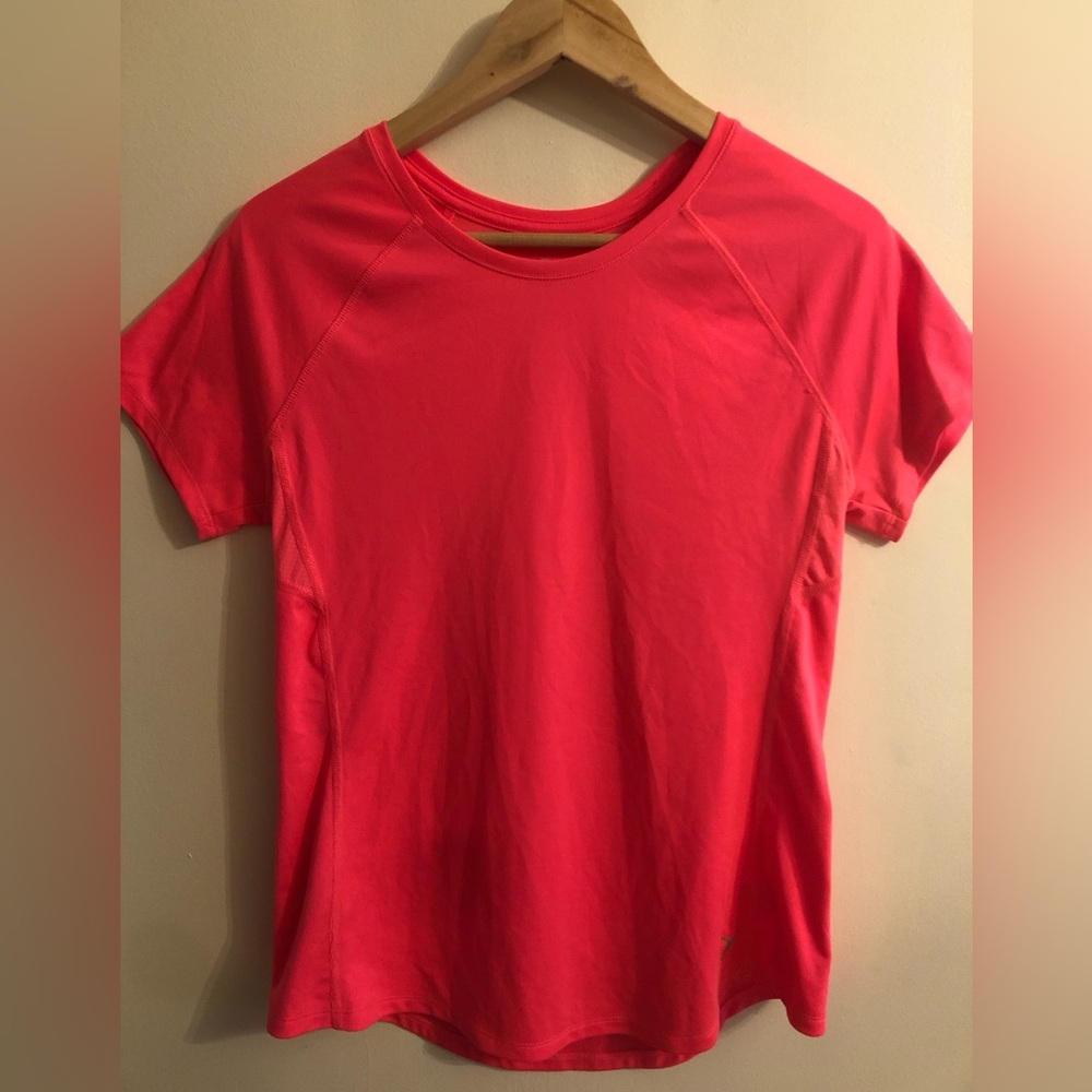 Old Navy Active Semi-Fitted Hot Pink Athletic Top